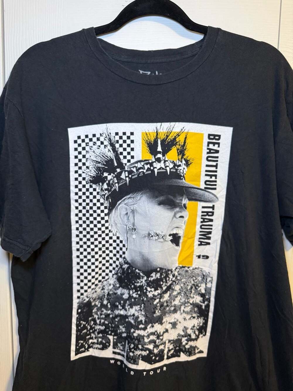 P!nk Beautiful Trauma World Tour 2019 T-Shirt Size XL Black